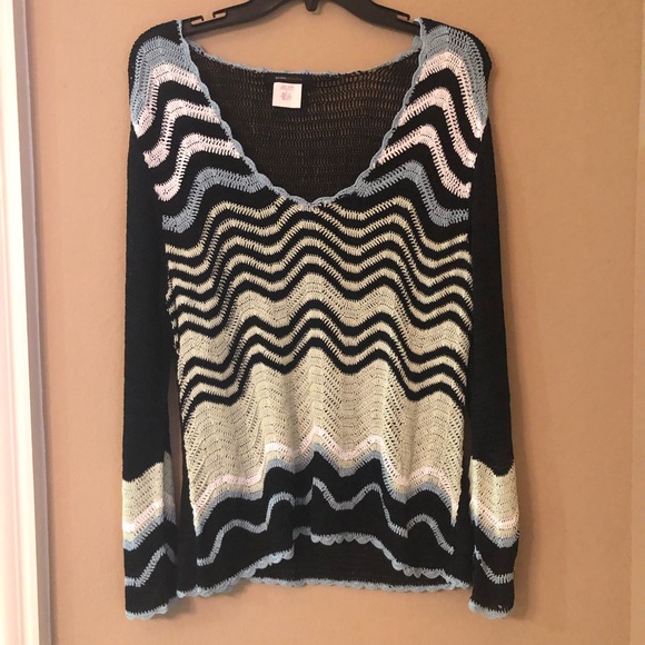 Crochet sweater - Picture 1 of 5